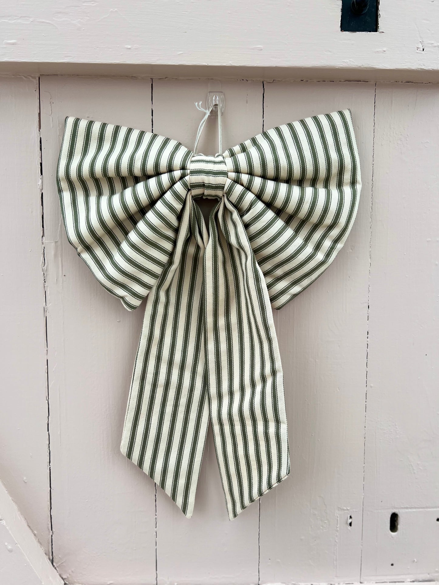 Medium Handmade Bow