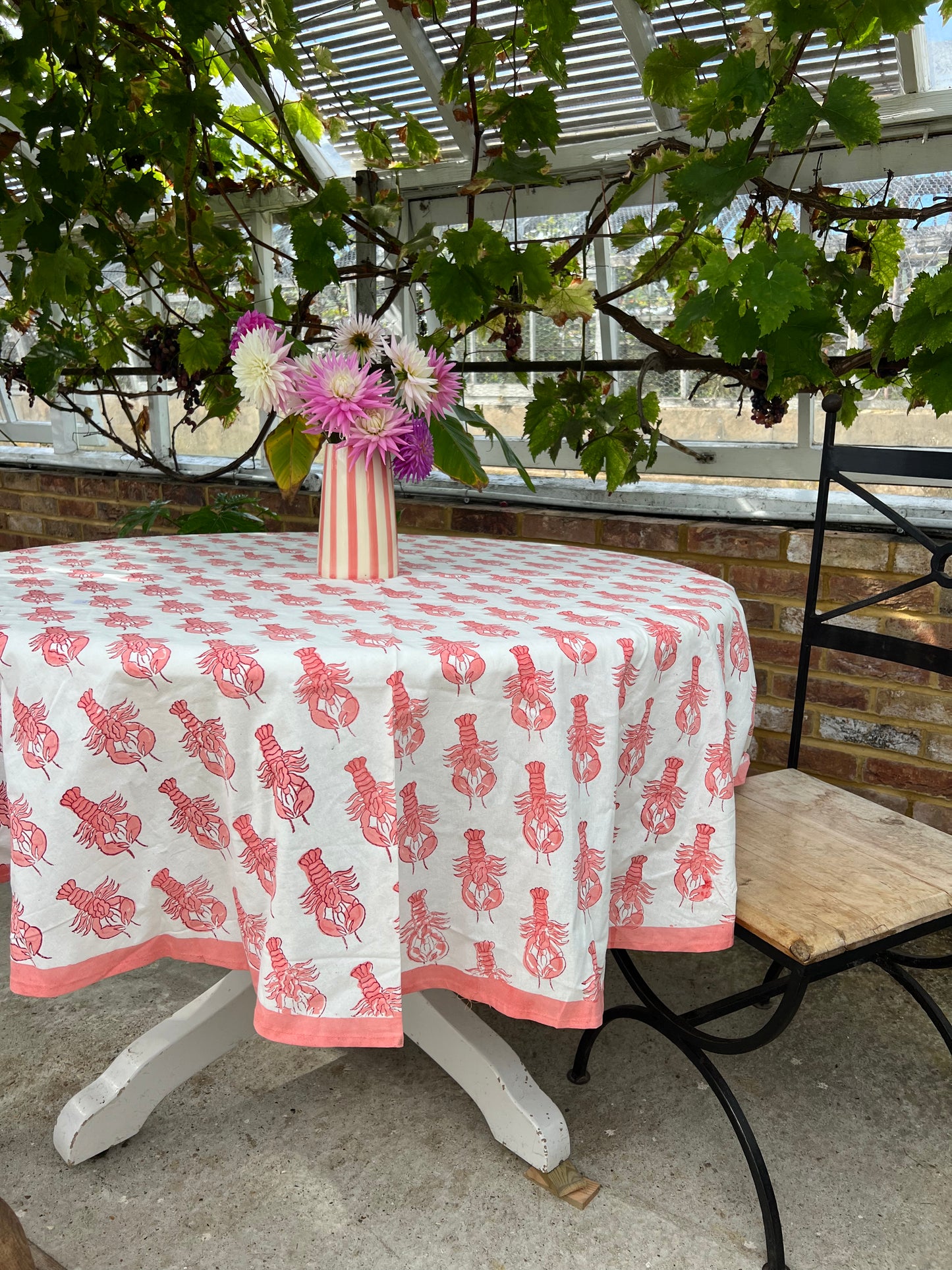 CORAL LOBSTER TABLECLOTH